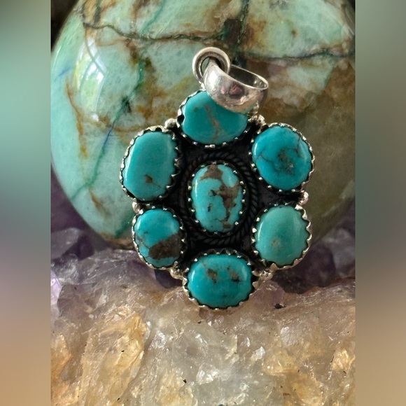Turquoise southwestern Sterling silver pendant - Picture 3 of 4